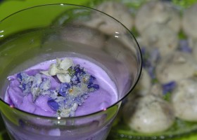 Glace à la violette