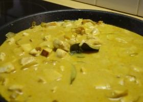 Poulet au curry rouge