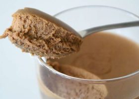 Mousse au chocolat au caramel beurre salé