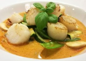 Noix de saint jacques au curry