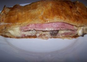 Feuilleté au jambon et champignon