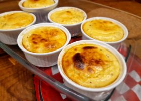 Oeufs au lait  à la graine de coriandre torréfiée de Véro Dedieu