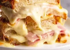 Croque Monsieur super moelleux à 3 étages (Recette de F R Gaudry)